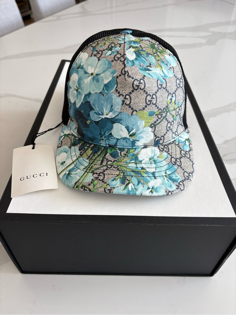 Gucci Floral GG Canvas Mesh-Back Cap in Blue and Black